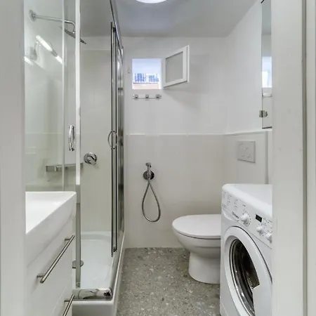 Studio Nuovo Nei Pressi Dell'archiginnasio By Wonderful Italy Appartement Bologne